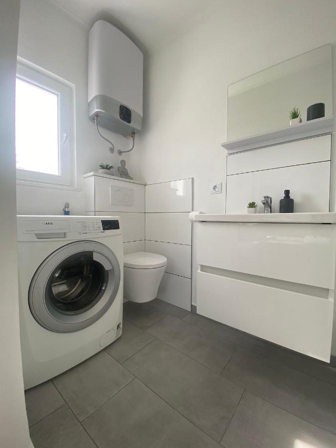Apartment Milena Kastela Mit Whirlpool Exteriér fotografie